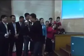 马云给俞敏洪上课，全场大笑！现场说的太好了视频封面