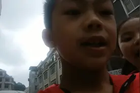 两个朋友的日常生活。视频封面