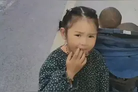前二天热传的小女孩捡垃圾视频的后续……视频封面