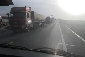 宁夏和甘肃交界的海拔二千多米的黄土高原视频封面