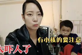 这种情况太吓人！儿子突然喘不过气，夫妻心急如焚开车往医院赶视频封面
