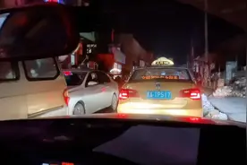 堵车堵死了    哈尔滨堵车吓死人视频封面