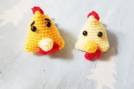 十二生肖鸡的编织方法，可爱的小鸡香包挂件，端午节快来一起钩织视频封面