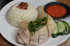 海南鸡饭的做法🐔滑滑嫩嫩的鸡肉，配上香到爆的鸡油饭，好吃视频封面