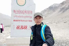 终于到达8848米珠峰脚下，要来给它装电梯的我先帮你来踩个点。