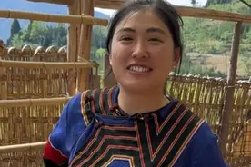 阿曲嫫谢谢你送我的礼物，其实我心里特别的开心….视频封面