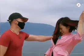 与人搏击一招“顶肘”让对手肘骨断裂休克昏迷视频封面