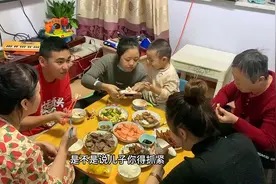 儿子不闹毛病了，初五生日，单身干妈和奶奶们给红包！视频封面