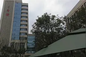 重庆渝北医院，3甲医院标准，看病的人为什么这么少视频封面