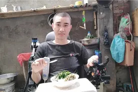 高位截瘫 胸部以下没有知觉 大小便失禁 手指张不开 动不了视频封面