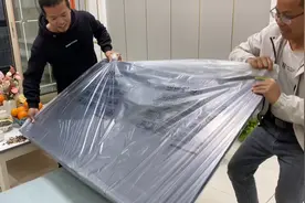 2900元网上买回一65寸智慧屏电视，拆包通电后惊艳了，看看值不值视频封面