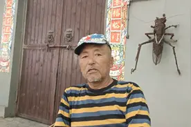 对于月收入3000块钱的人才关心政治的说法，民间高手给予有力批评视频封面