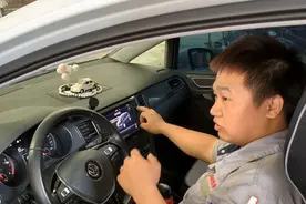 今天一个车主找我修车，说他的车子有个灯关不掉，一招教你搞定。视频封面