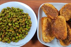 超市里的一款小零食，还是自己做吧烧烤料一拌烤一烤好吃的很