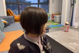 贴心小棉袄不是白说的。妹妹的心思总是那么细腻。视频封面