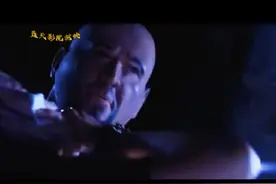 猥琐男尾随女生并将其迷晕视频封面