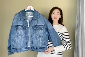 春天不能没有牛仔外套，春神仙姐姐也爱它，百搭时尚，经典不过时视频封面