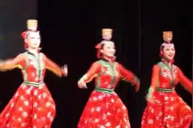 优雅轻盈的蒙古族《顶碗舞》