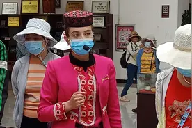 《去（塔吉克族）村家访》中国唯一的白种人，约5万人。视频封面