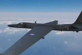 我国在南昌击落首架U2高空侦察机，周总理亲自给营长打电话祝贺视频封面