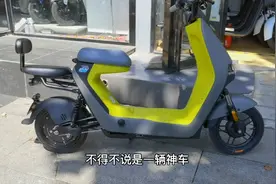 小伙看到两款2000多电动车，九号和雅迪，看看两款的区别！视频封面