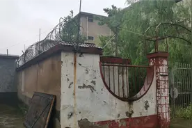 实拍安徽合肥废弃监狱，原来监狱也有超市，和想象中的还真不一样视频封面