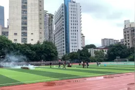重庆十八中军训实践中视频封面