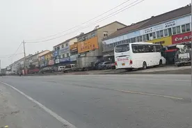 江苏省镇江市句容宝华镇的街景！视频封面
