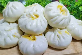 天冷蒸包子，不用发面醒面，直接上锅蒸12分钟，出锅个个蓬松柔软