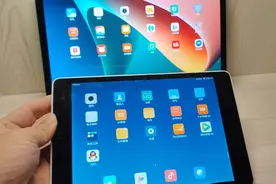 经典同框！小米平板5Pro和小米平板1放一起，进步太明显了视频封面