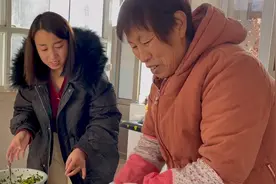 婷婷过生日，婆婆下厨给包两种馅儿饺子，特殊情况简简单单就好视频封面