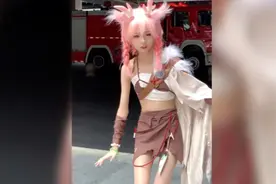可爱在性感面前一文不值吗？视频封面