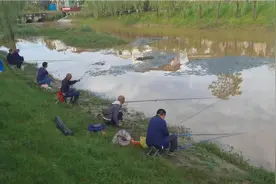 古都洛阳瀍河朱樱湖钓鱼人视频封面