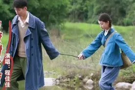 一首好听的《山楂树之恋》暖心的歌词，唱出了甜美的爱情!视频封面