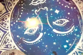 娱乐占卜，紫薇星跟她正缘已经见面了吗？他们什么时候结婚？视频封面