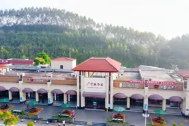 广东省肇庆市，二广高速公路，广宁服务区视频封面