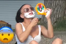 国外爆笑恶搞视频，美女当众刮胡子，路人看傻了视频封面