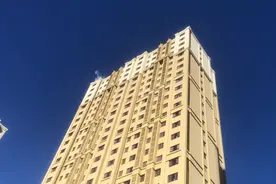 中东路121号院，东小口回迁房，南北通透两居室，猜猜能租多少？视频封面
