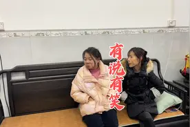湖南小妹跟雨馨聊天，有说有笑的，听听她们说了啥视频封面