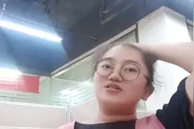 试管移植第68天：12周过了，nt过了，孕吐反应却越来越严重了。视频封面