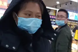 美丽休息了差不多两天，今天正定县还在下着雨，找到超市买点东西视频封面