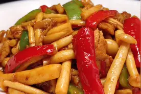 厨师长教你小炒海鲜菇的家常做法，步骤详细，鲜香微辣下酒又下饭视频封面