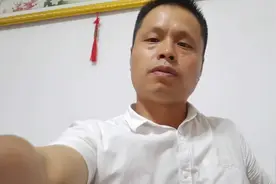 小儿胸部高低不平是胸龟，后背隆起不一是背龟，家长需重视。视频封面