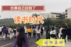 小伙今天来到了深圳信息职业技术学院，感受到了读书时代的氛围。视频封面