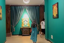 今天去体验一下西双版纳的泰式按摩，很正宗，价格也很便宜。