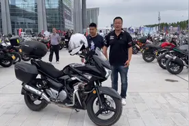 豪爵铃木GW250摩托车 车主把把1万转 跑了2万公里 看看车况咋样视频封面