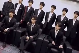 时代少年团见大师兄VS TF家族三代见他们的师兄丁程鑫，画风奇特视频封面