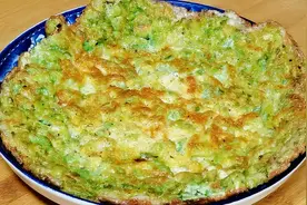 苦瓜蛋饼这样做，鲜香营养没苦味，下饭又下酒，上桌受欢迎视频封面