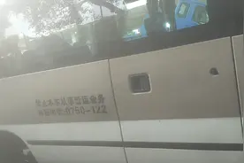 只要它是车都能修， 大客车四轮保养。视频封面