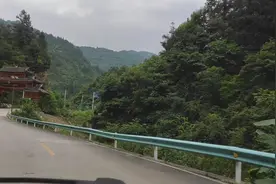走过千轮百回却来不及欣赏的美视频封面